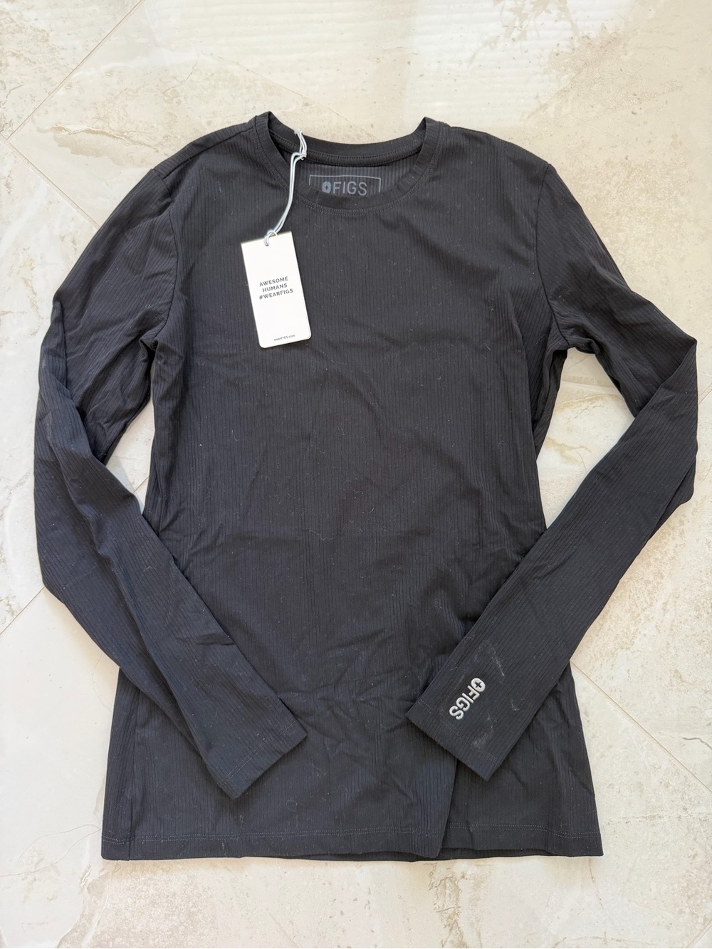 FIGS Black Long Sleeve Crew Neck Shirt